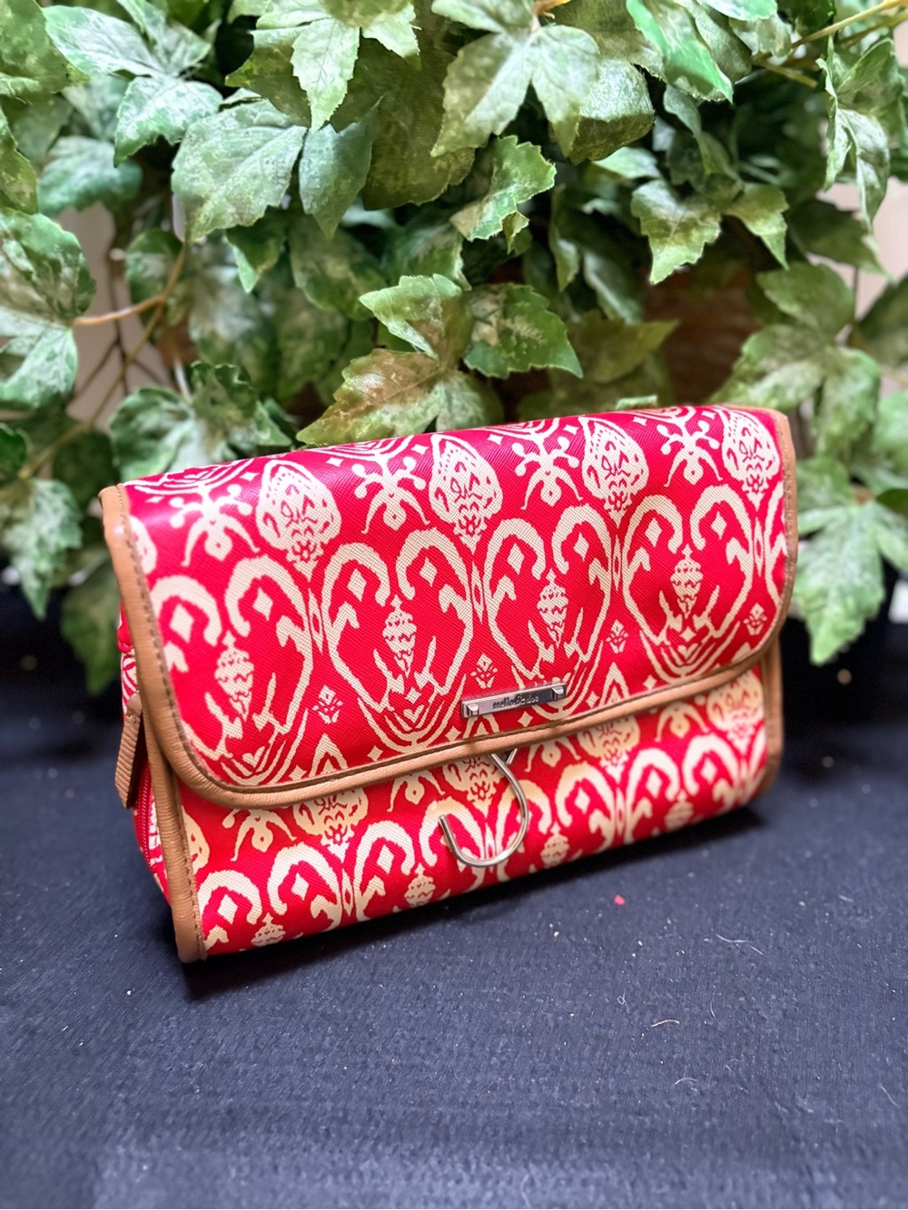 Stella & Dot | NWOT Ikat Hanging Travel Cosmetic Toiletry Bag Case - Red/Tan/Wht